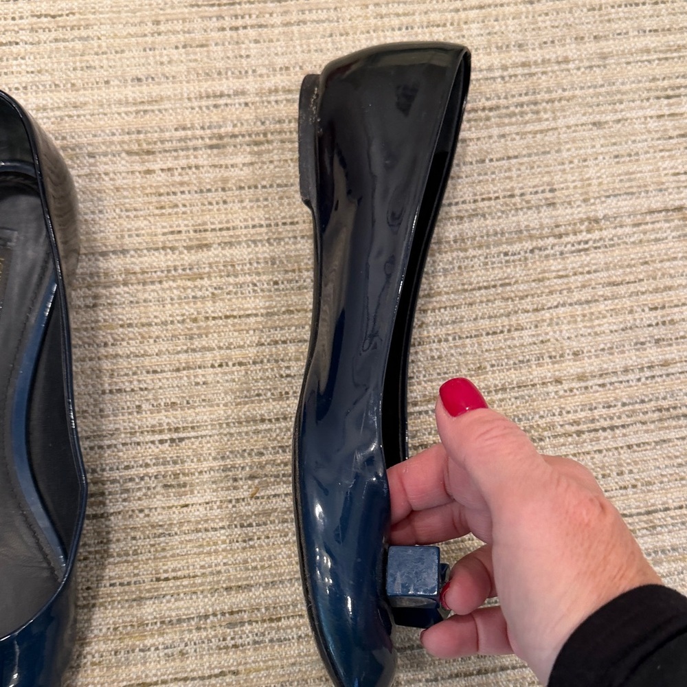 Louis Vuitton Women's Ombré Navy & Black Patent Flats 39.5 - Picture 5 of 13